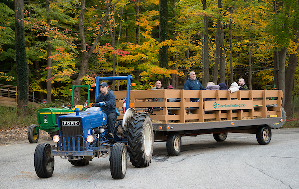 Chalet_hayrides