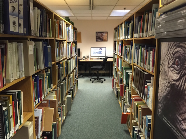 zoo-library_1.jpg