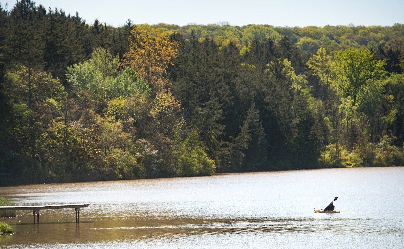 Thumb_Hinckley_Lake.jpg