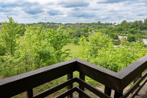 Brookside_Overlook_02.jpg